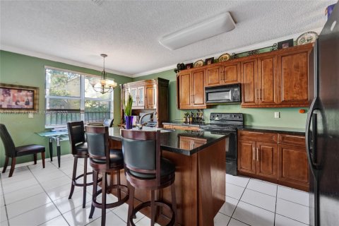 House in Miramar, Florida 3 bedrooms, 203.36 sq.m. № 1697127 - photo 28