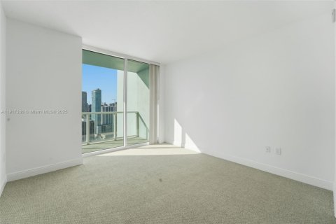 Condominio en venta en Miami, Florida, 1 dormitorio, 77.85 m2 № 1974581 - foto 6