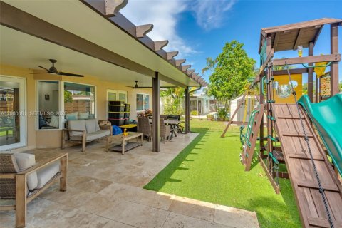 Villa ou maison à vendre à Pembroke Pines, Floride: 4 chambres, 198.44 m2 № 2274818 - photo 26