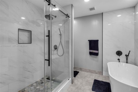 Villa ou maison à vendre à Pembroke Pines, Floride: 4 chambres, 198.44 m2 № 2274818 - photo 18
