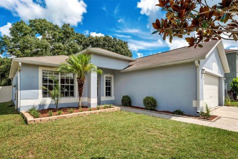 Casa en venta en Lakeland, Florida, 3 dormitorios, 115.57 m2 № 1914920 - foto 2