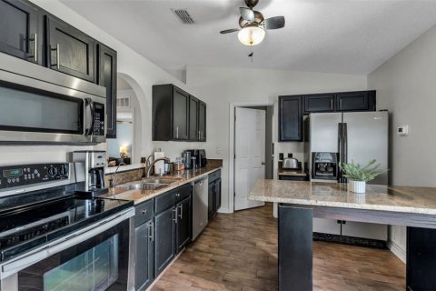 Casa en venta en Lakeland, Florida, 3 dormitorios, 115.57 m2 № 1914920 - foto 7