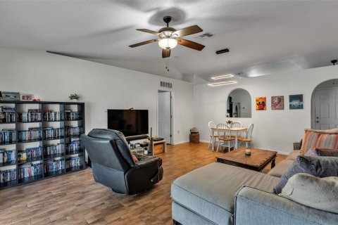 Casa en venta en Lakeland, Florida, 3 dormitorios, 115.57 m2 № 1914920 - foto 12