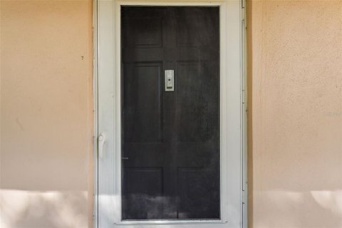 Condominio en alquiler en Belleair Bluffs, Florida, 1 dormitorio, 64.1 m2 № 1910058 - foto 1