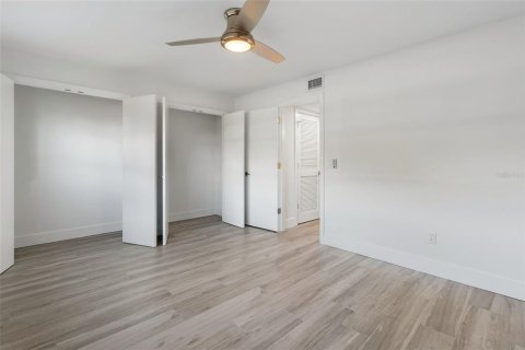 Condominio en alquiler en Belleair Bluffs, Florida, 1 dormitorio, 64.1 m2 № 1910058 - foto 22