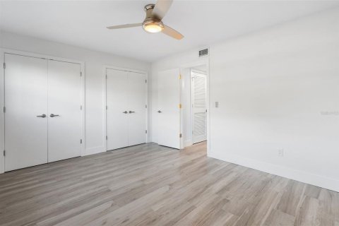 Condominio en alquiler en Belleair Bluffs, Florida, 1 dormitorio, 64.1 m2 № 1910058 - foto 21