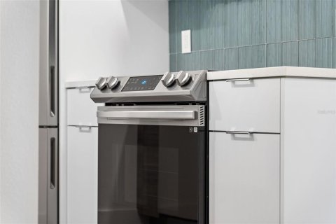 Condominio en alquiler en Belleair Bluffs, Florida, 1 dormitorio, 64.1 m2 № 1910058 - foto 14