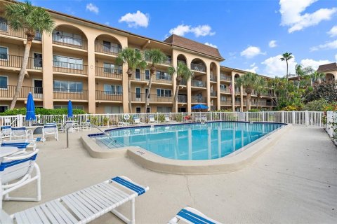 Condominio en alquiler en Belleair Bluffs, Florida, 1 dormitorio, 64.1 m2 № 1910058 - foto 28