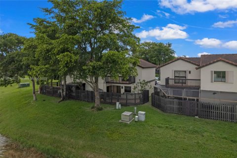 Adosado en alquiler en Miami, Florida, 2 dormitorios, 127.28 m2 № 1963523 - foto 11