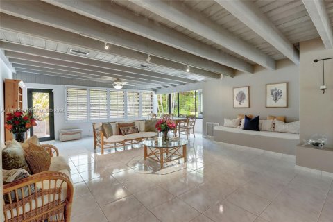 Casa en alquiler en Pinecrest, Florida, 5 dormitorios, 401.62 m2 № 2029955 - foto 20