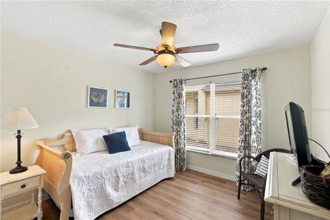 Villa ou maison à vendre à Poinciana, Floride: 2 chambres, 143.35 m2 № 2408440 - photo 24
