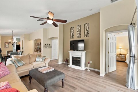 Villa ou maison à vendre à Poinciana, Floride: 2 chambres, 143.35 m2 № 2408440 - photo 6