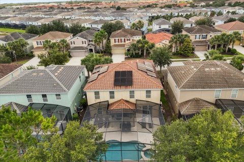 House in Davenport, Florida 6 bedrooms, 266.16 sq.m. № 1740602 - photo 5