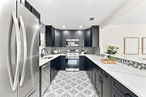 Villa ou maison à vendre à Orlando, Floride: 4 chambres, 179.58 m2 № 2227769 - photo 7
