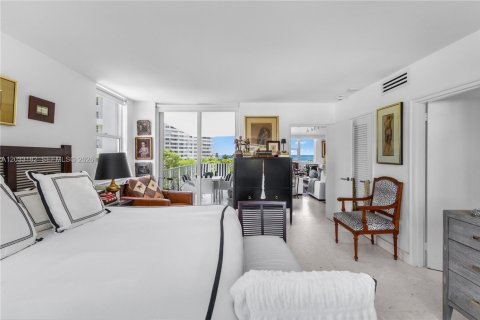Copropriété à vendre à Key Biscayne, Floride: 2 chambres, 149.57 m2 № 2242163 - photo 21