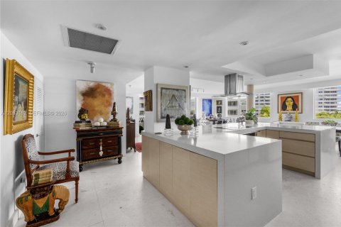 Copropriété à vendre à Key Biscayne, Floride: 2 chambres, 149.57 m2 № 2242163 - photo 19