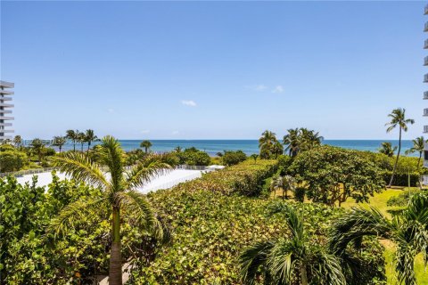 Copropriété à vendre à Key Biscayne, Floride: 2 chambres, 149.57 m2 № 2242163 - photo 30
