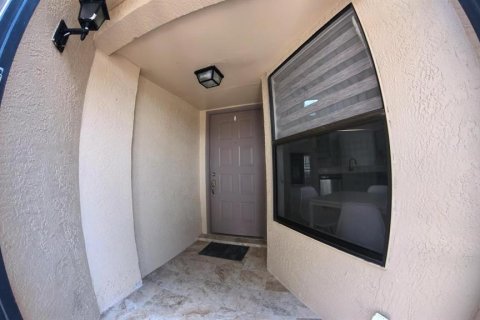 Townhouse in Orlando, Florida 3 bedrooms, 142.33 sq.m. № 1755596 - photo 5