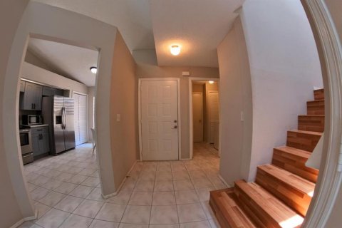 Townhouse in Orlando, Florida 3 bedrooms, 142.33 sq.m. № 1755596 - photo 9
