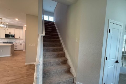 Villa ou maison à louer à Tamarac, Floride: 4 chambres, 245.82 m2 № 2084251 - photo 10