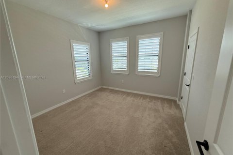 Villa ou maison à louer à Tamarac, Floride: 4 chambres, 245.82 m2 № 2084251 - photo 19