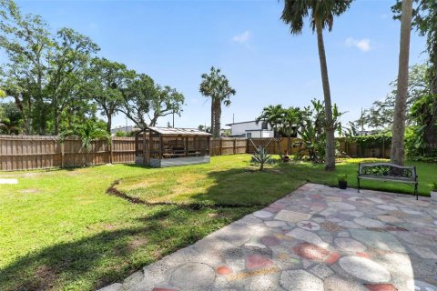 Casa en venta en New Port Richey, Florida, 2 dormitorios, 105.07 m2 № 2258408 - foto 8