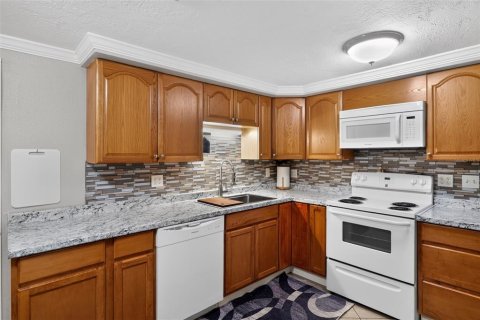 Casa en venta en New Port Richey, Florida, 2 dormitorios, 105.07 m2 № 2258408 - foto 19