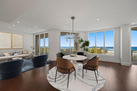 Condo in Palm Beach, Florida, 5 bedrooms № 2087655 - photo 3