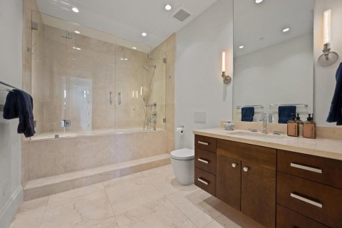 Condo in Palm Beach, Florida, 5 bedrooms № 2087655 - photo 26