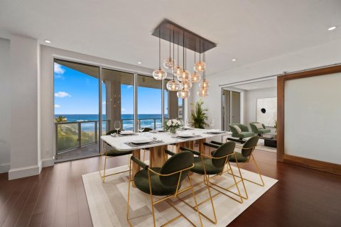 Condo in Palm Beach, Florida, 5 bedrooms № 2087655 - photo 11