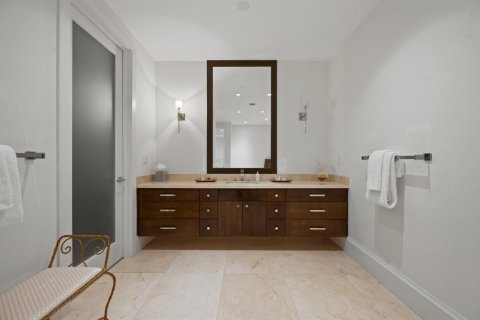 Condo in Palm Beach, Florida, 5 bedrooms № 2087655 - photo 18
