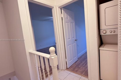 Touwnhouse à vendre à Margate, Floride: 2 chambres, 104.24 m2 № 1970201 - photo 14