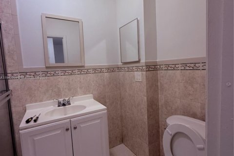 Touwnhouse à vendre à Margate, Floride: 2 chambres, 104.24 m2 № 1970201 - photo 19