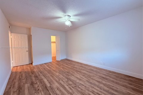 Touwnhouse à vendre à Margate, Floride: 2 chambres, 104.24 m2 № 1970201 - photo 26