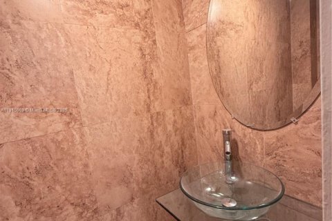 Touwnhouse à vendre à Margate, Floride: 2 chambres, 104.24 m2 № 1970201 - photo 10