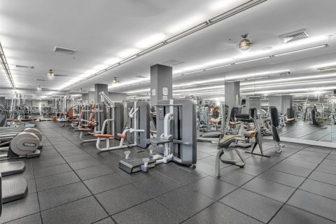 Condo in Miami, Florida, 2 bedrooms  № 1944096 - photo 27