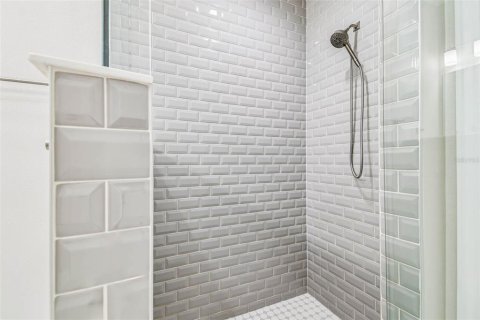 Touwnhouse à vendre à Tampa, Floride: 4 chambres, 224.92 m2 № 1905010 - photo 25