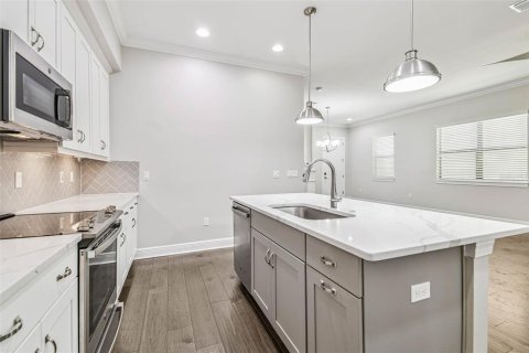 Touwnhouse à vendre à Tampa, Floride: 4 chambres, 224.92 m2 № 1905010 - photo 13