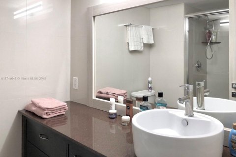 Copropriété à vendre à Hallandale Beach, Floride: 2 chambres, 106.84 m2 № 1960768 - photo 23
