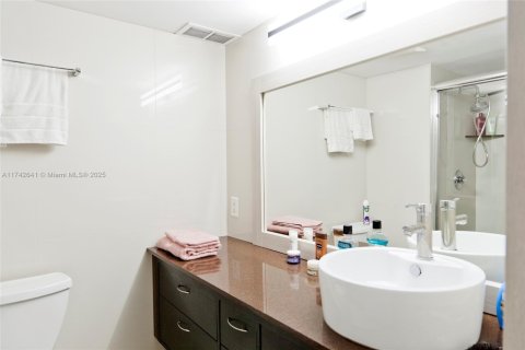 Copropriété à vendre à Hallandale Beach, Floride: 2 chambres, 106.84 m2 № 1960768 - photo 21