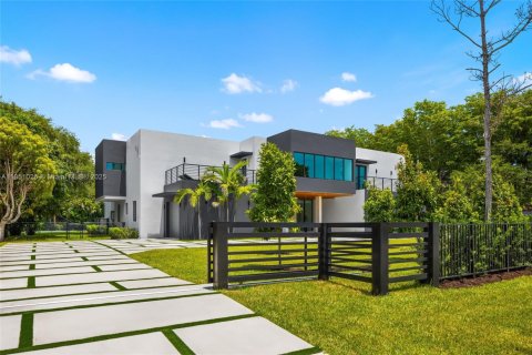 House in Pinecrest, Florida 8 bedrooms, 805.74 sq.m. № 1872220 - photo 3