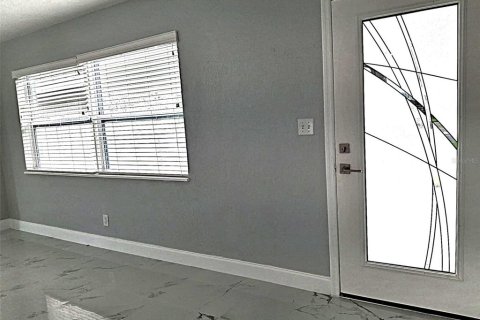 House in Saint Pete Beach, Florida 2 bedrooms, 100.89 sq.m. № 1829364 - photo 8