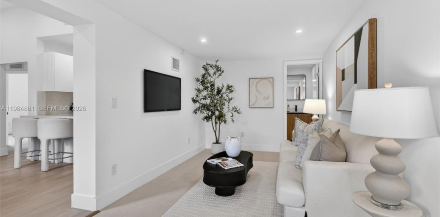 Casa en Miami Gardens, Florida 2 dormitorios, 90.58 m2 № 2045907