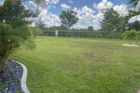 House in Punta Gorda, Florida 4 bedrooms, 171.5 sq.m. № 1803799 - photo 3