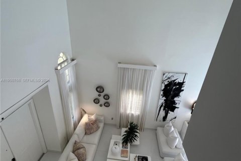 Villa ou maison à louer à Miramar, Floride: 3 chambres, 198.81 m2 № 2007013 - photo 18