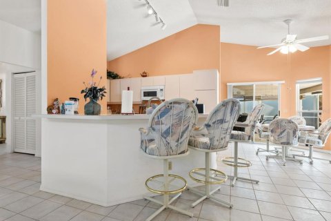 House in Sarasota, Florida 3 bedrooms, 205.87 sq.m. № 1614721 - photo 18