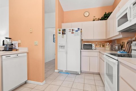 House in Sarasota, Florida 3 bedrooms, 205.87 sq.m. № 1614721 - photo 20