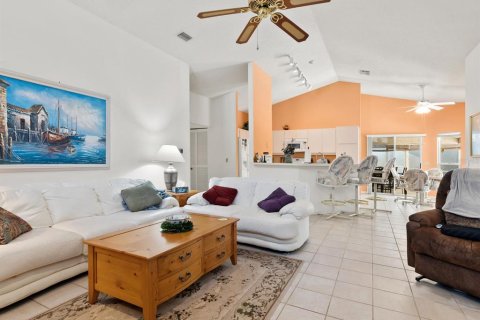 House in Sarasota, Florida 3 bedrooms, 205.87 sq.m. № 1614721 - photo 17
