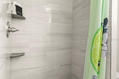 Immobilier commercial à vendre à Tampa, Floride: 4 chambres, 160.26 m2 № 2232584 - photo 29