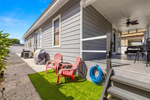 Immobilier commercial à vendre à Tampa, Floride: 4 chambres, 160.26 m2 № 2232584 - photo 17